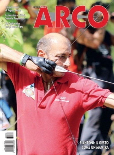 La copertina del secondo numero di Arco