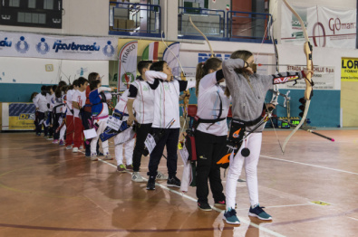 GIOVANI ARCIERI AL TIRO
