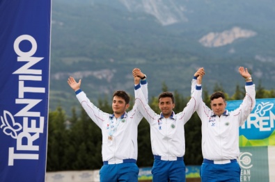 gli azzurrini che hanno chiuso con l'argento a squadre arco olimpico junior