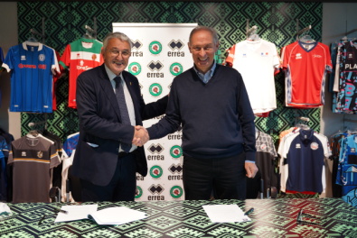 Il Presidente Fitarco Mario Scarzella e il Presidente di Errea Sport Angelo Gandolfi
